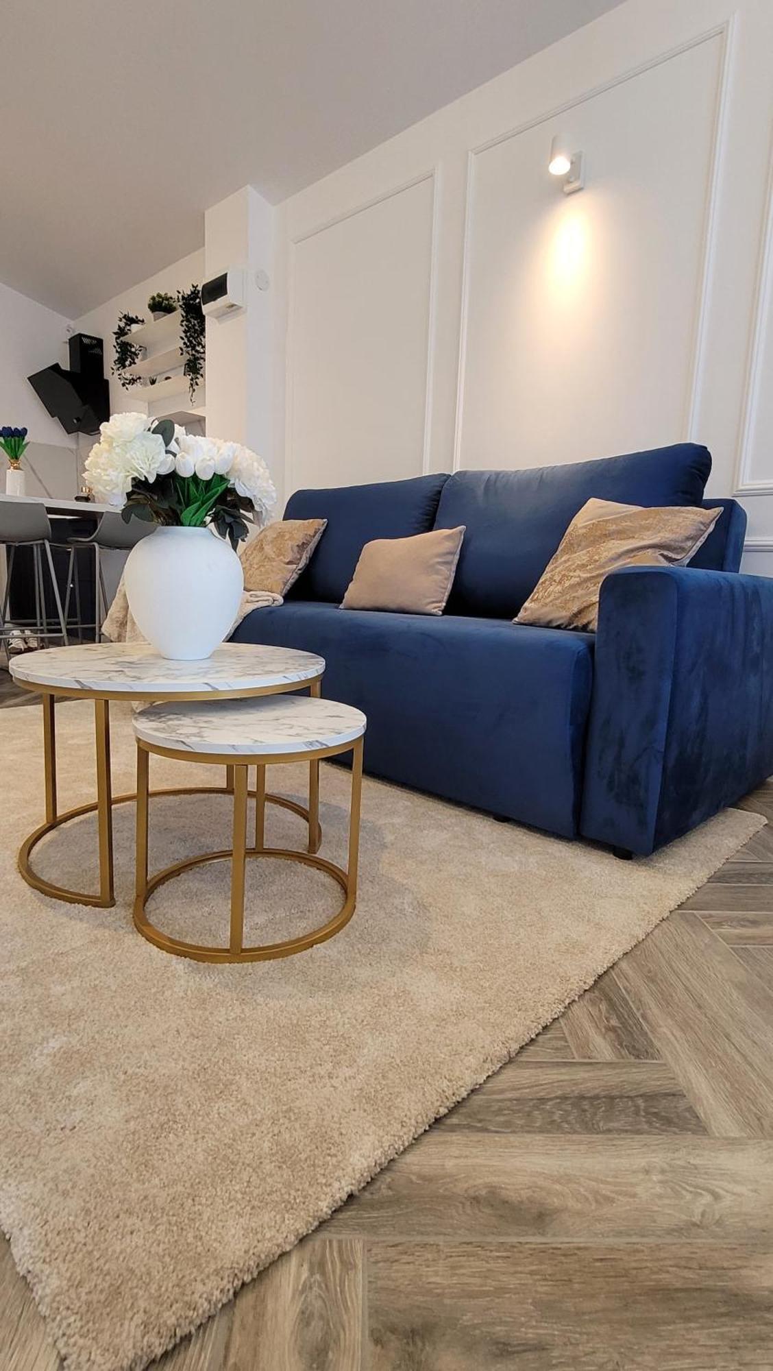 Luxury Mansion Apartment Bukares Bagian luar foto
